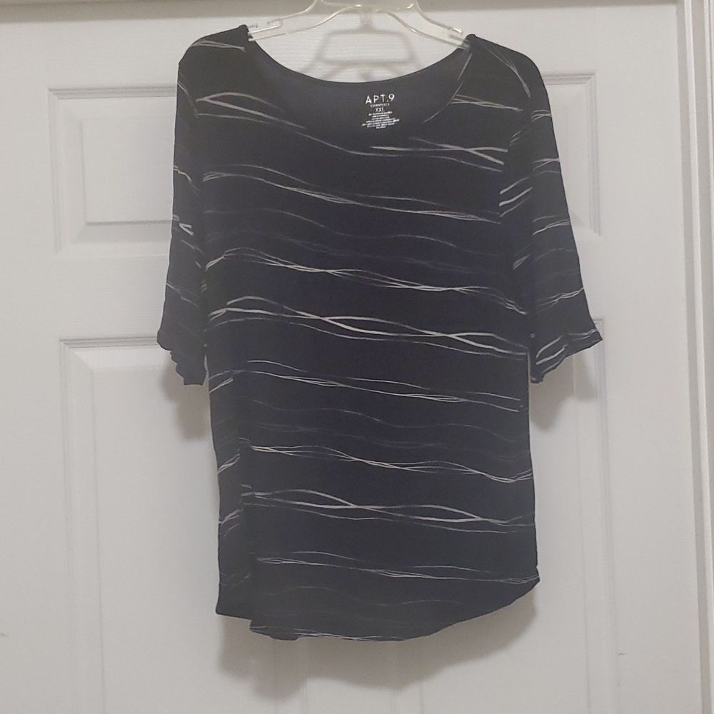 👍Loach Black and brown Women's top